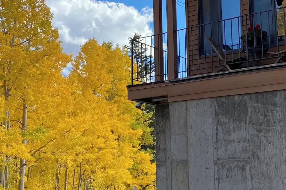 Mtn-view Brian Head Corner Studio w/ Balcony!