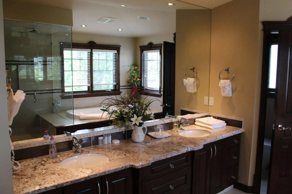 Westmount River Inn - фото 19