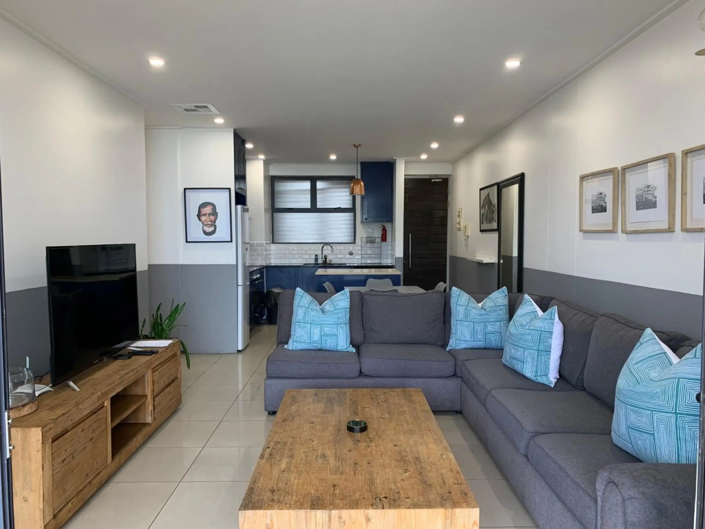 Point Waterfront Apartments - фото 48