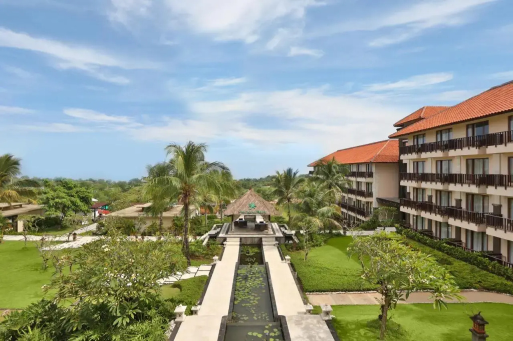 New Kuta Hotel — фото