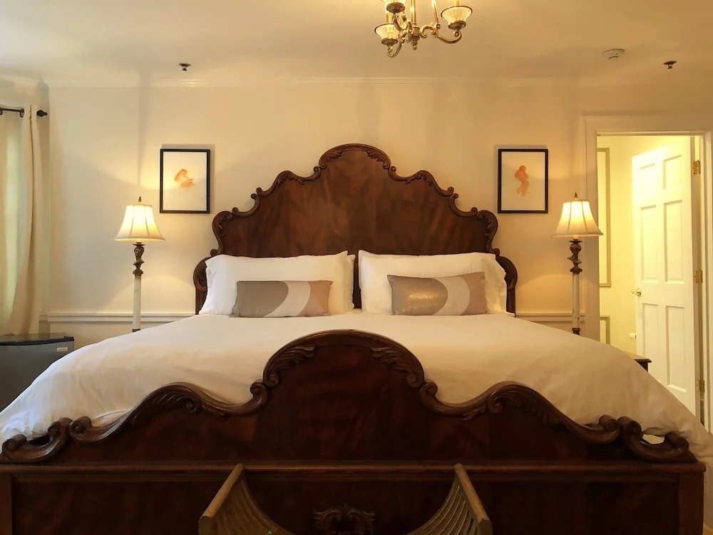 Ivy Manor Inn Village Center - Chambres