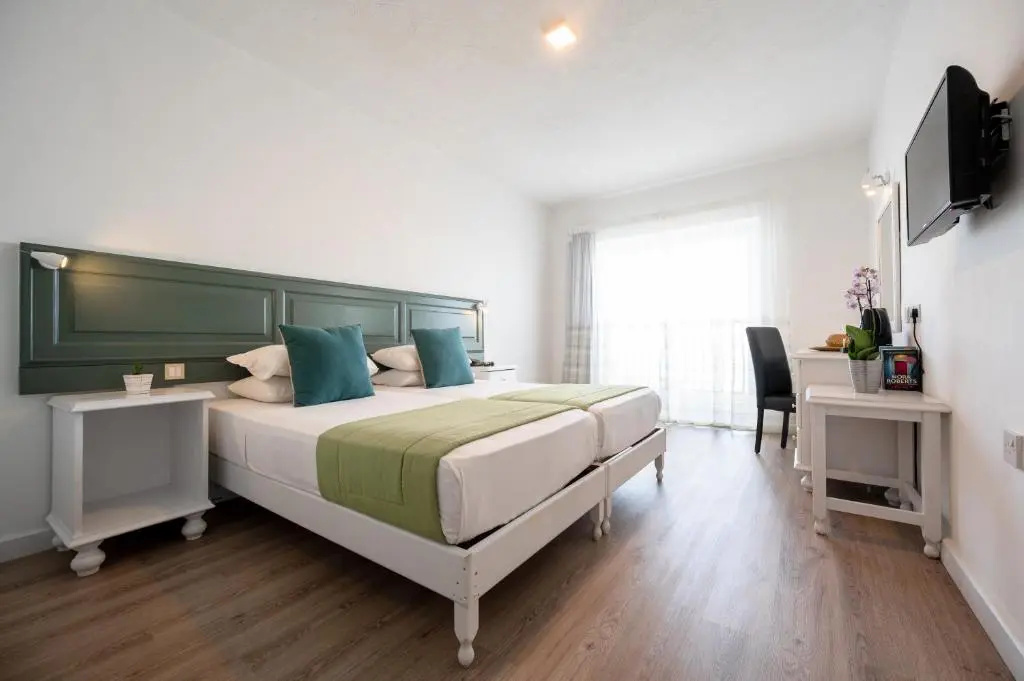 Gillieru Harbour Hotel - Chambres