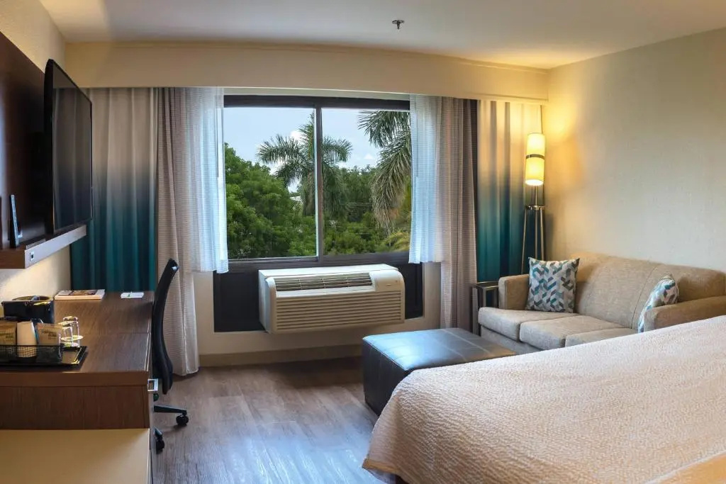 Courtyard by Marriott - Naples - Chambres