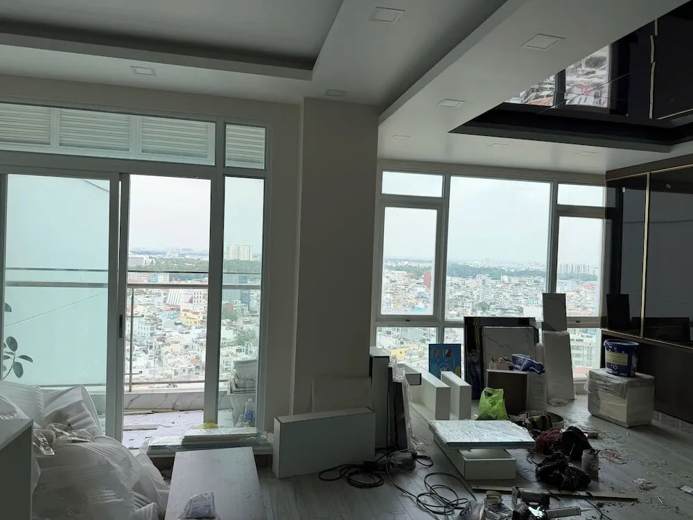 The Crown Luxury 4BR Penthouse