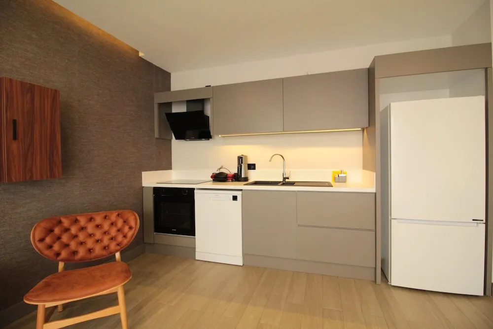 Luxury Suite