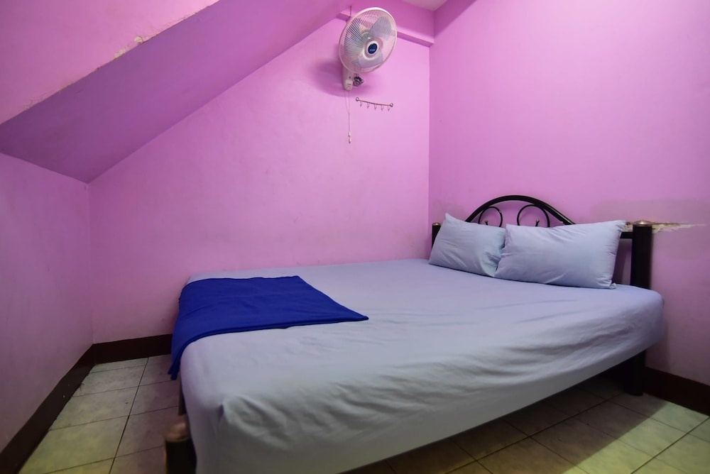 Khaosan Rainbow Hostel in Bangkok