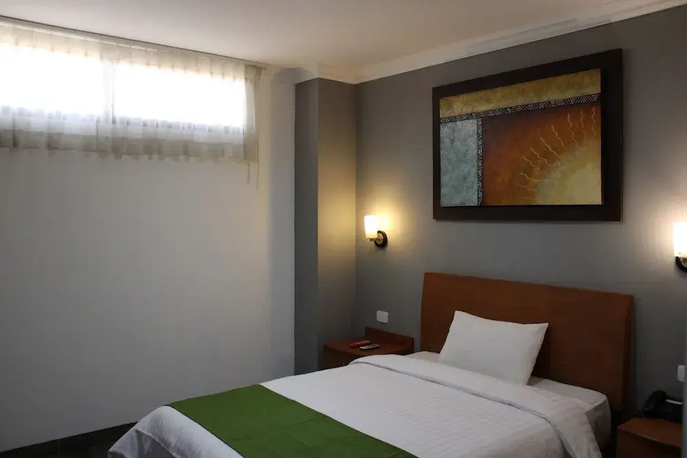Hotel Plaza Monte Carlo - Chambres