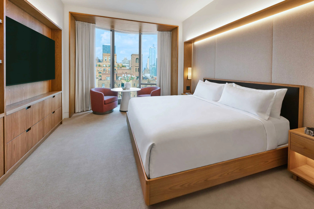 Skyline view Double room (full double bed)