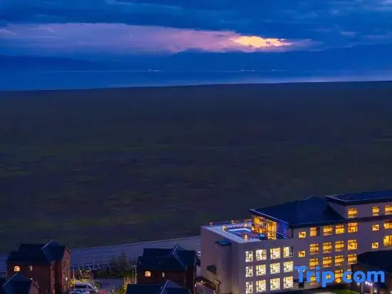 Selim Lake Spruce Resort