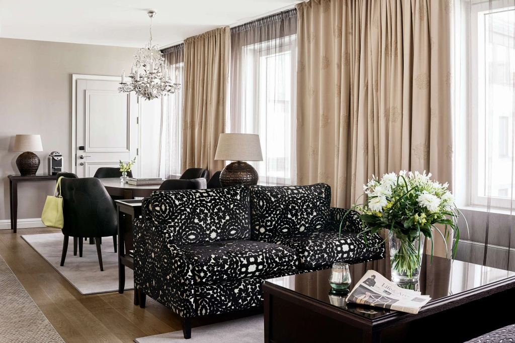 Double Suite with sea view (full double bed)