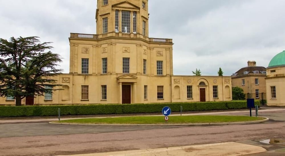 Modern Open Plan Family Living in the Heart Of Central Oxford Jericho