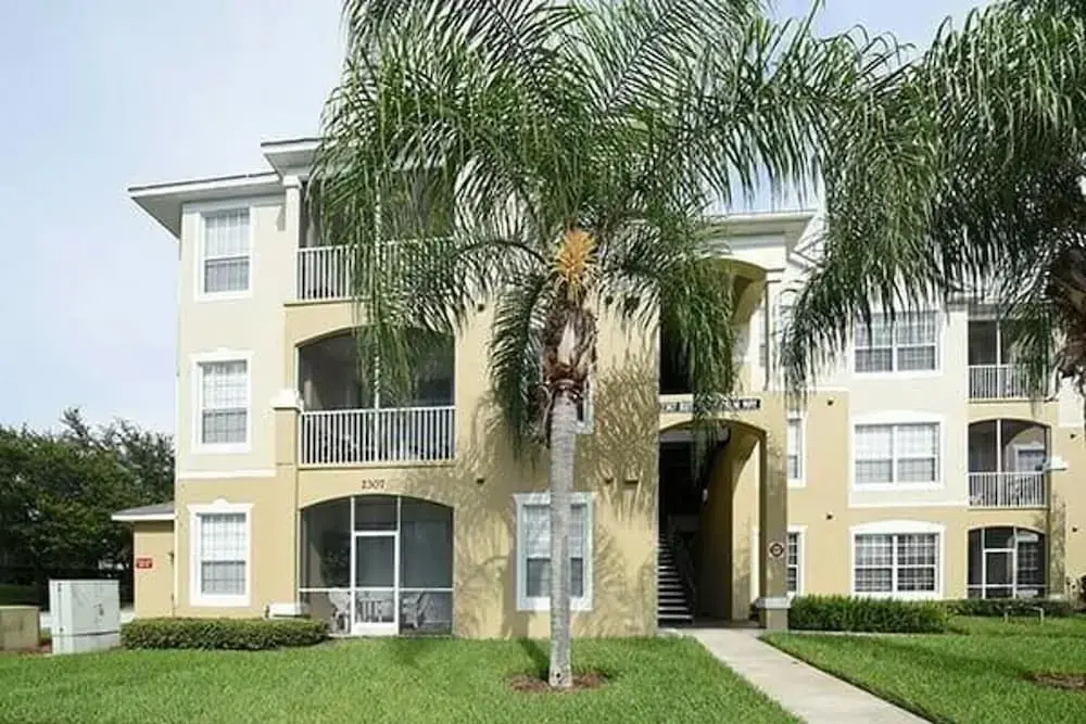 Stunning 3 Bedroom Condo Renovated 2024