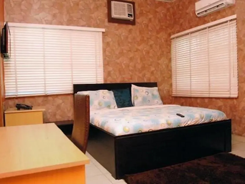 3 Bedrooms Double Apartment