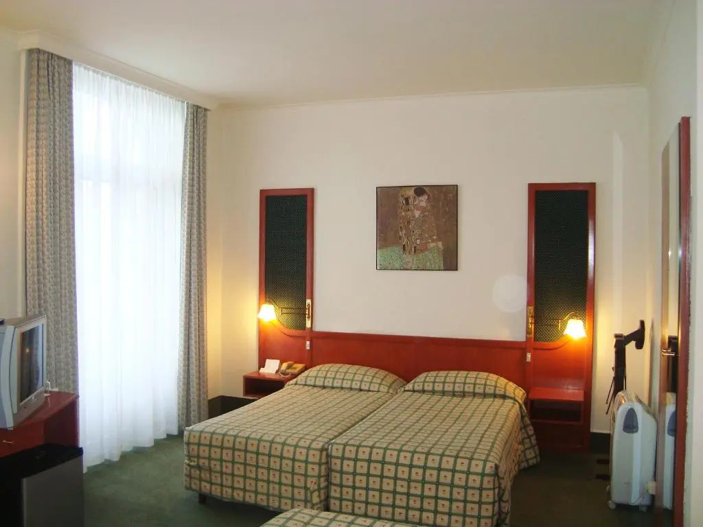 Double room (twin beds)