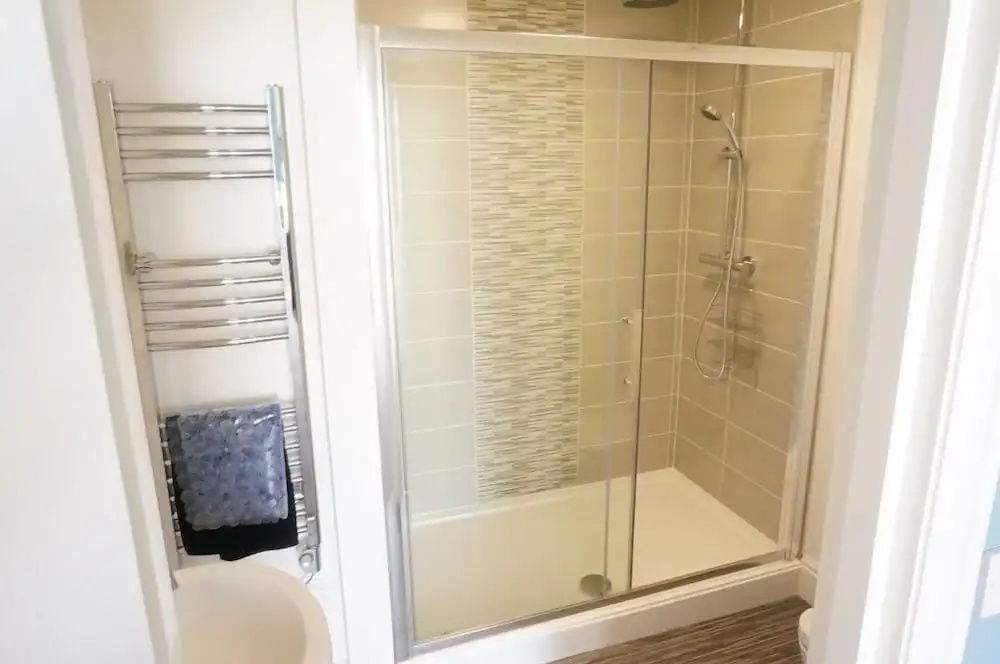 Basement Suite with sea view