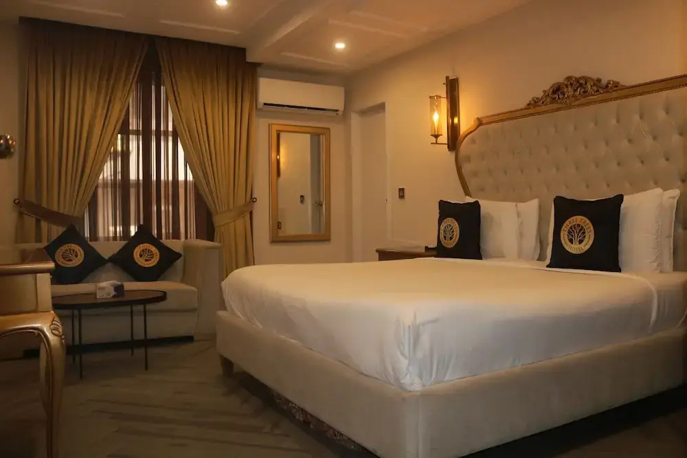 Hotel photo 11