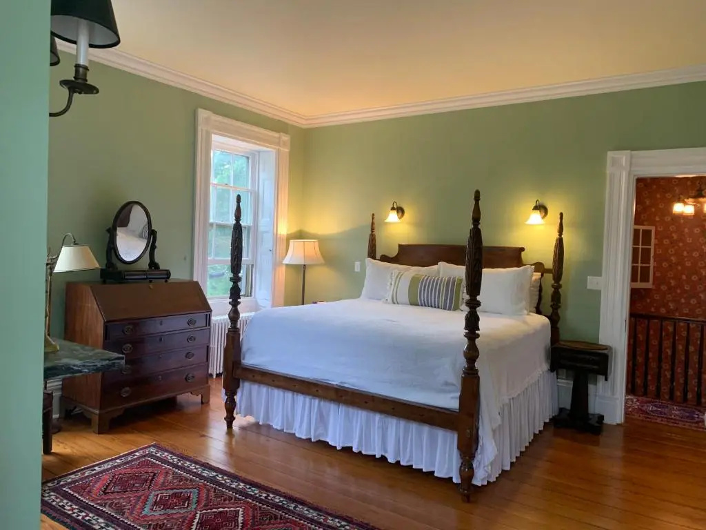 Standard Double room with garden view full double bed