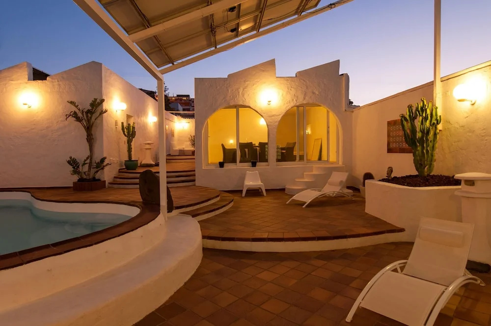 Beach House at Playa del Hombre