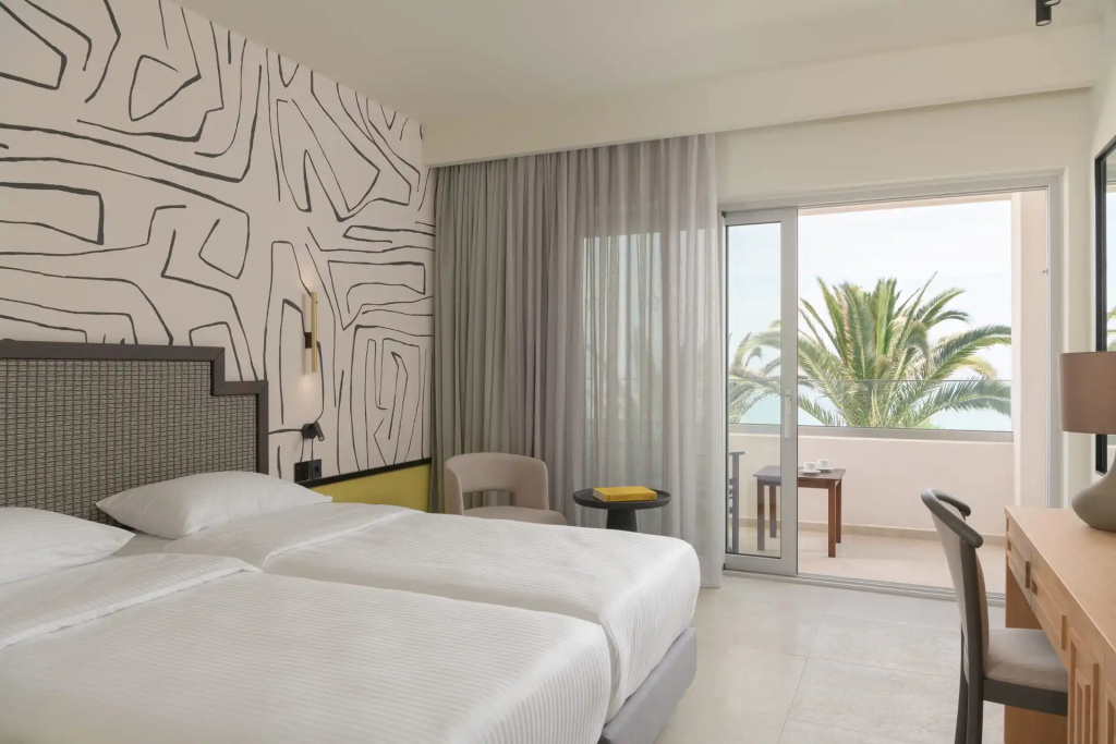 Standard Double room with sea view (full double bed)