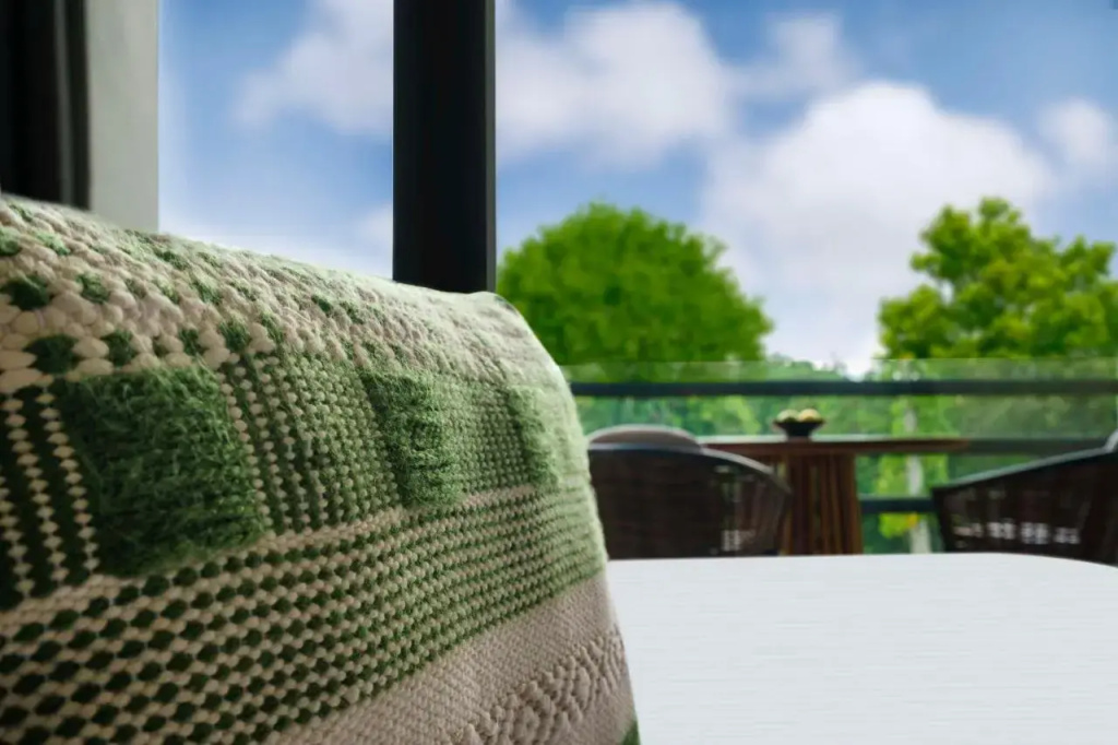 Balcony & Terrace