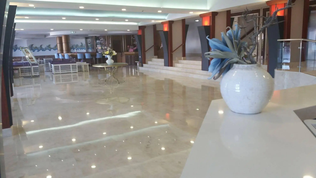 Belair Beach Hotel - Général
