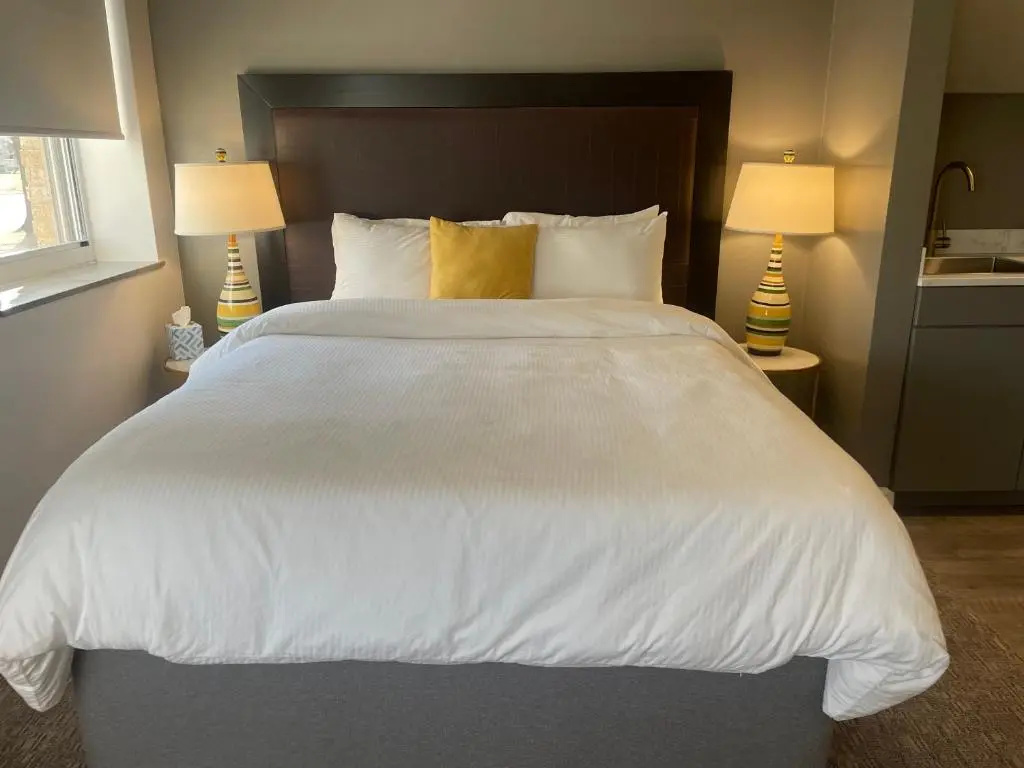 Double Studio (full double bed)
