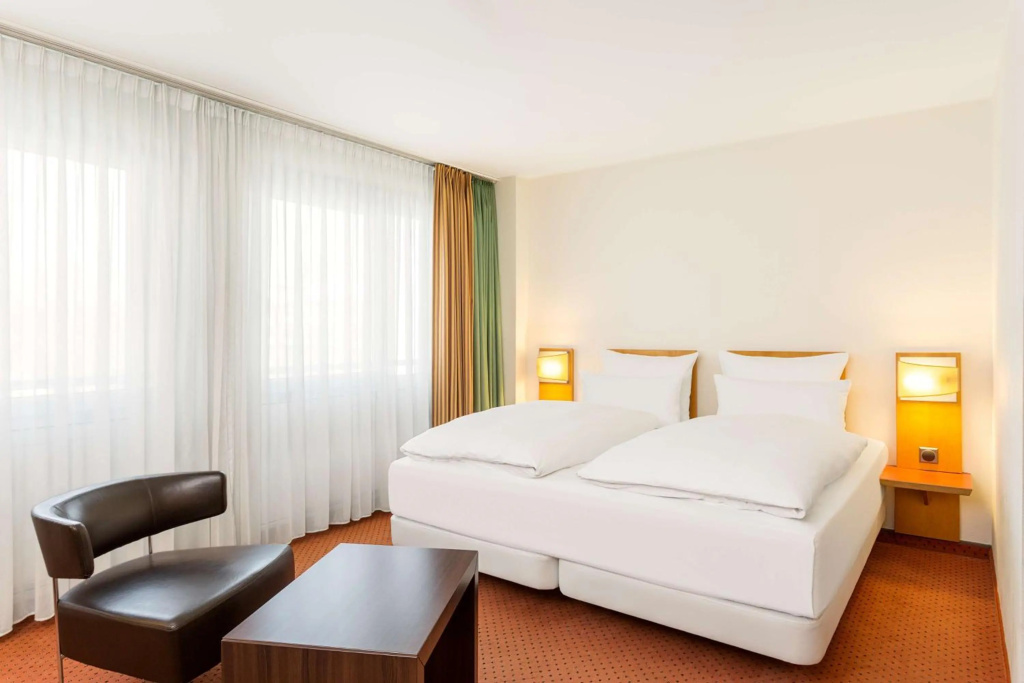 iStay by NH Berlin City Ost Hotel — фото