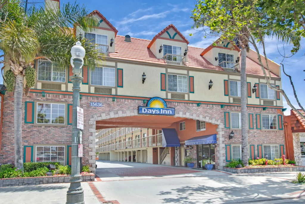 Days Inn by Wyndham Los Angeles LAX/South Bay/Beach City LA — фото