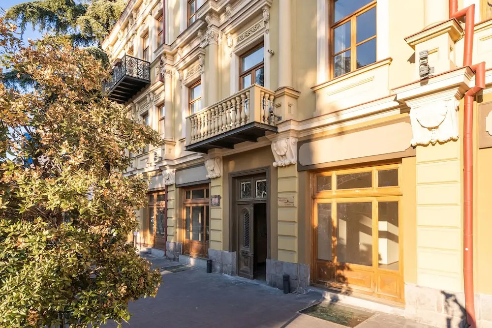 H&B apartments Atoneli