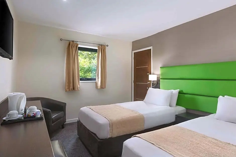 Redwings Lodges Birmingham - Chambres