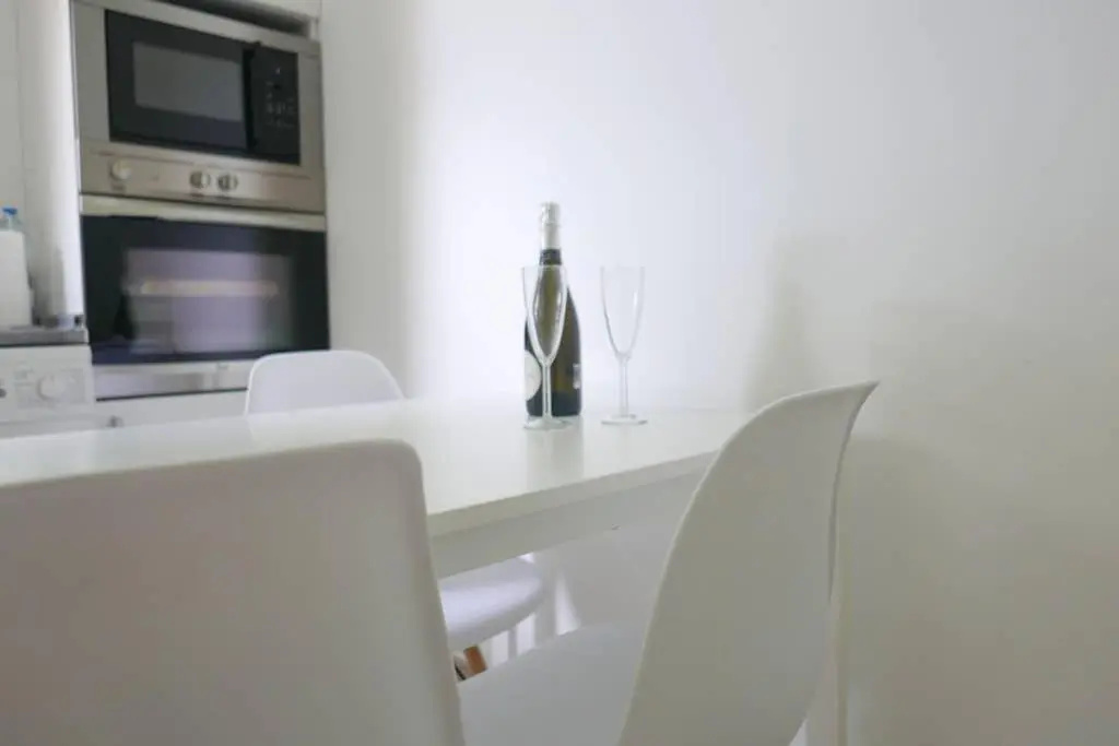 Food & Beverage