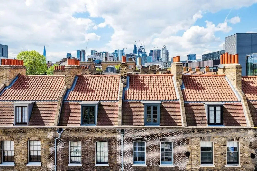 Stylish 2BR Whitechapel Flat with City Views