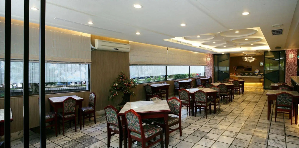 Hotel photo 13