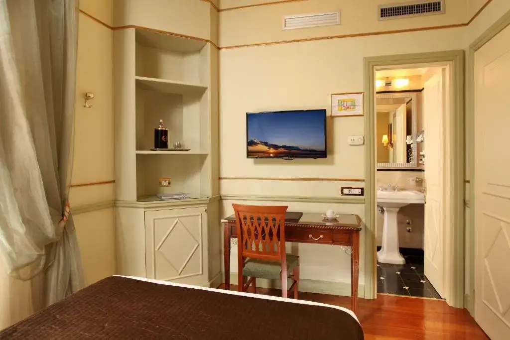 Triple room
