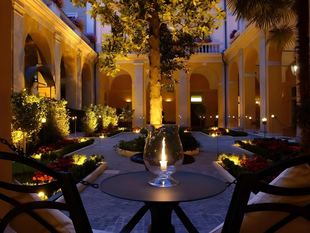 Hotel photo 23