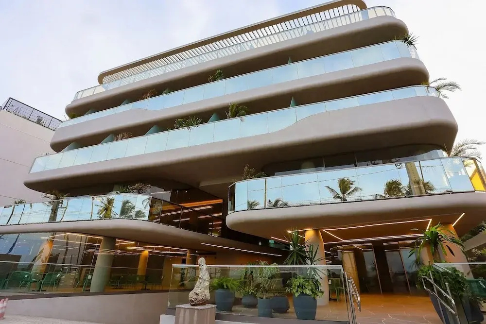 Setai Yacht Luxury - by Almare