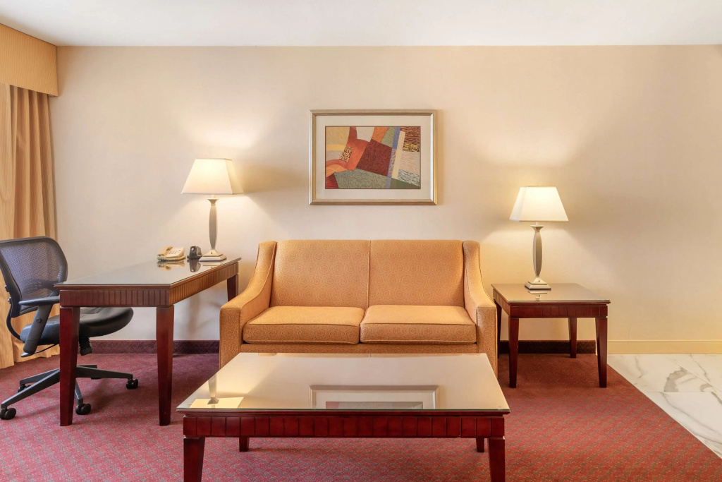 Best Western Plus West Covina Inn - Général