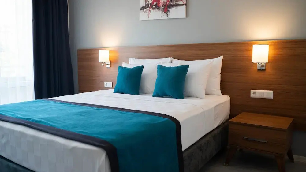 Standard room with city view