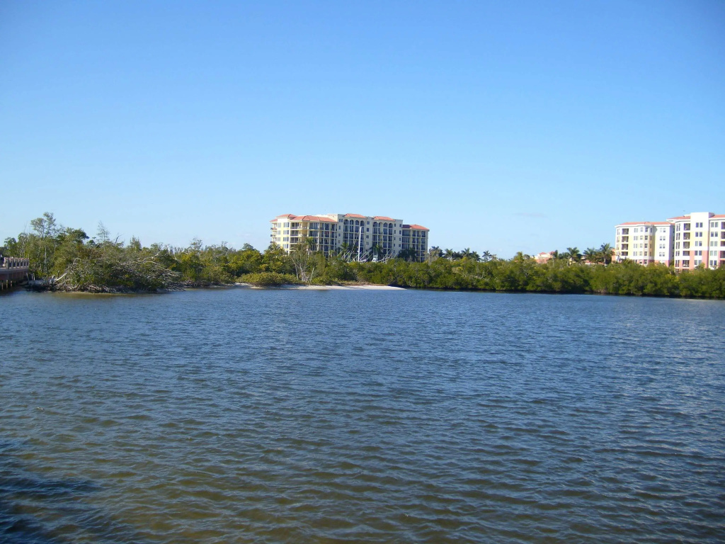 Beach & Waterfront