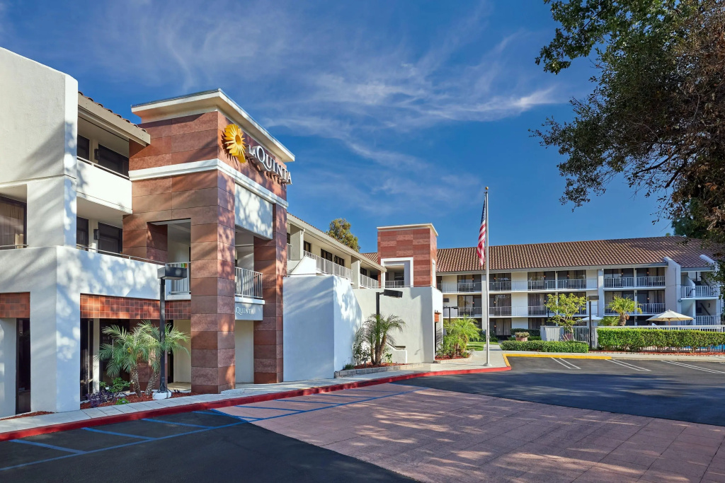 La Quinta Inn & Suites by Wyndham Thousand Oaks-Newbury Park