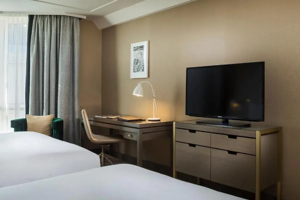 Hilton Vienna Plaza - Chambres