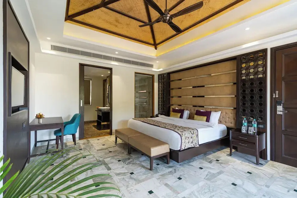 Double Suite with view (full double bed)