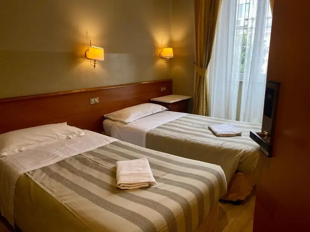 Standard Double room (twin beds)