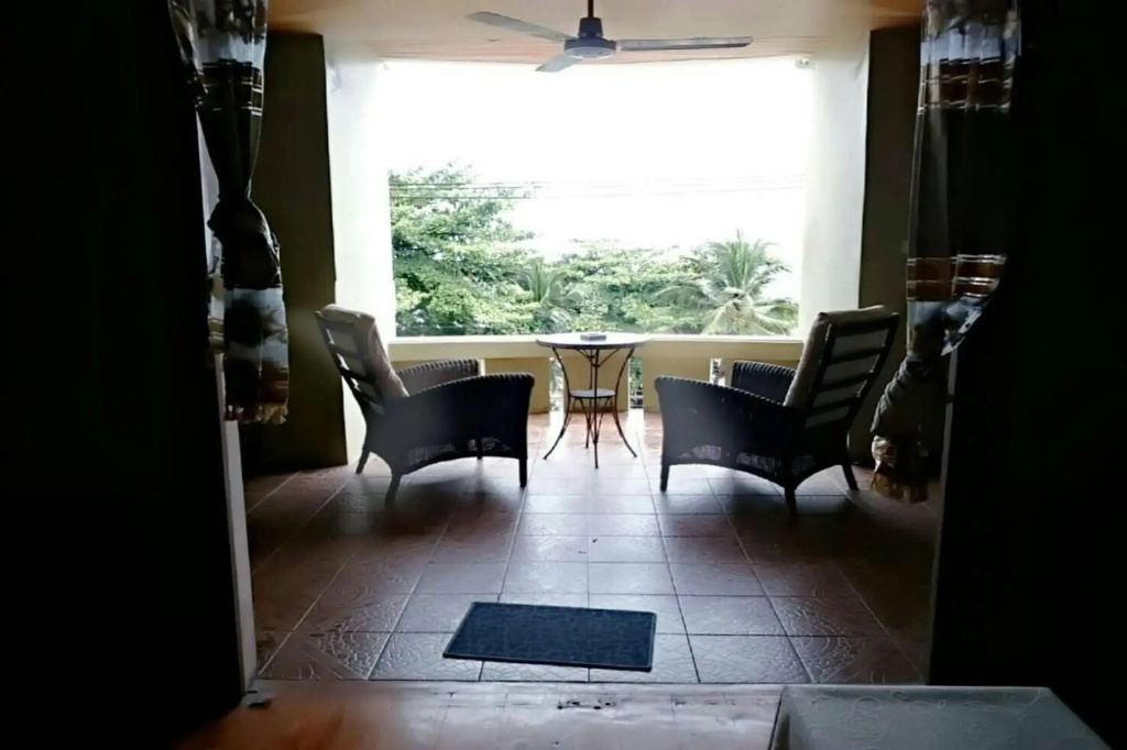 Beachspot Hostel & Restaurant - Adults Only