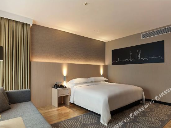 Renaissance Kuala Lumpur Hotel