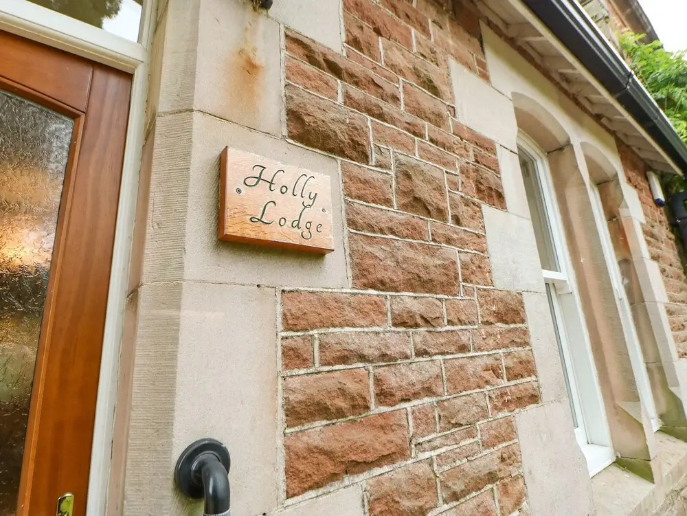 Holly Lodge