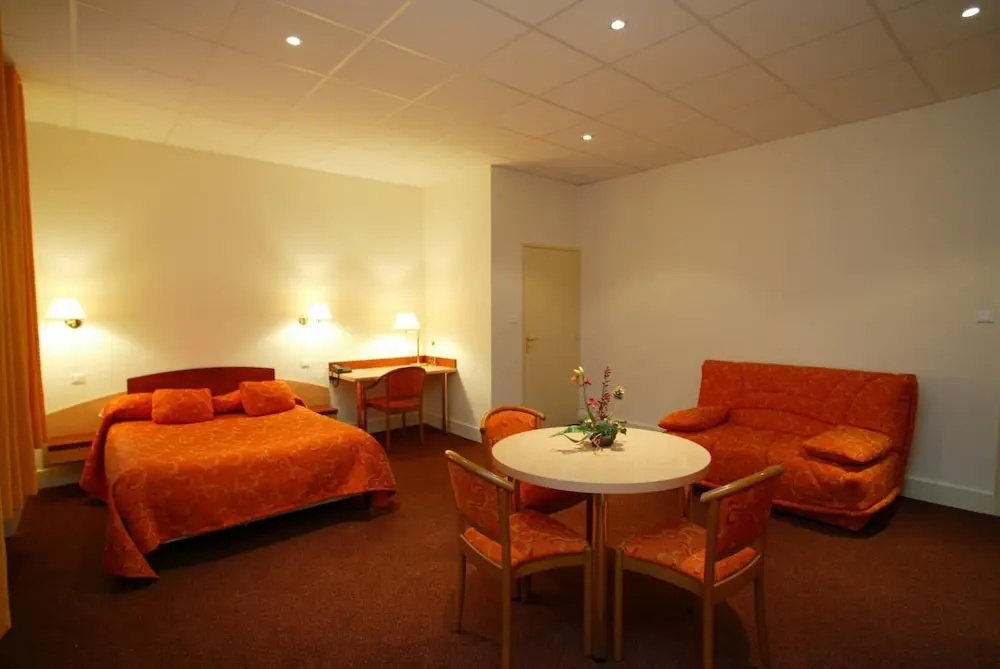 Standard Family room