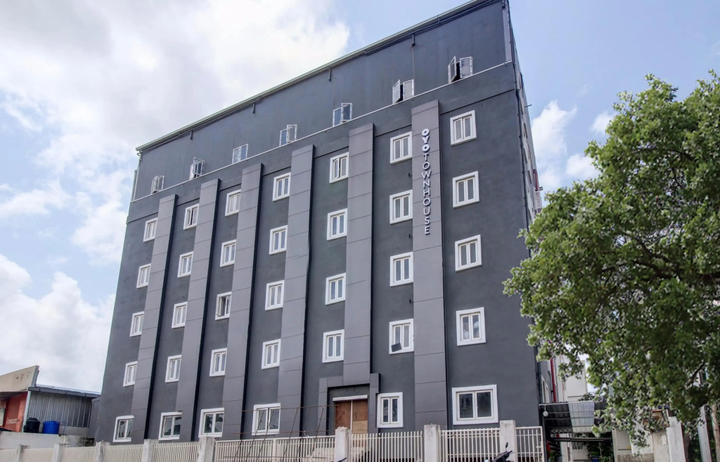 Super Townhouse Rcc Majestic 397 LB Nagar