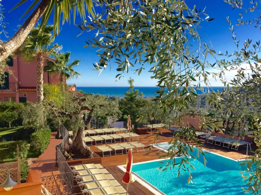 Hotel photo 48