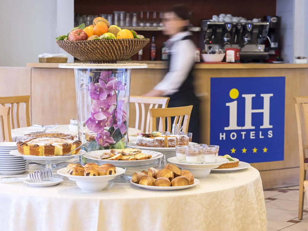 IH Hotels Firenze Business - Général